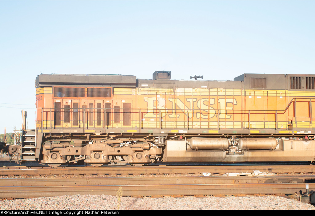 BNSF 5665